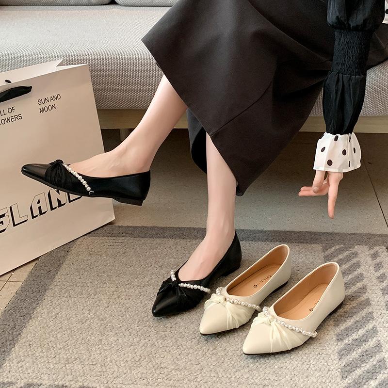 168844 French pearl single shoes women's summer pointed head flat bottom four seasons laden shoes widened and fattened large size women's shoes 4143