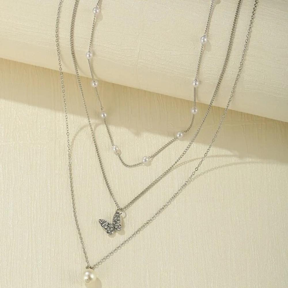 New Butterfly Pendants Neckalces for Women Short Chain Mini Butterflies Drop Boehemian Sexy Neck Accessories Fashion Jewerly