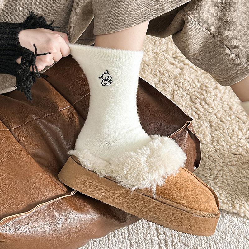 Female Autumn and Winter Thickened Warm Sweet Lovely Embroidered White Medium Long Socks