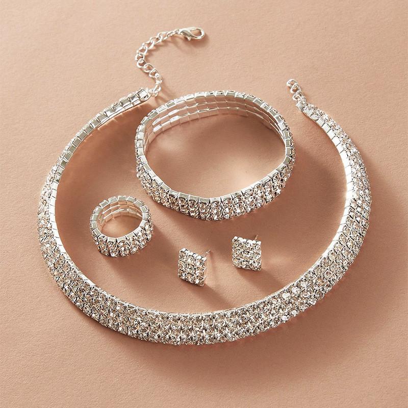 Geometrisches Silber Schmuckset Mit Zirkonia Für Modebewusste Frauen