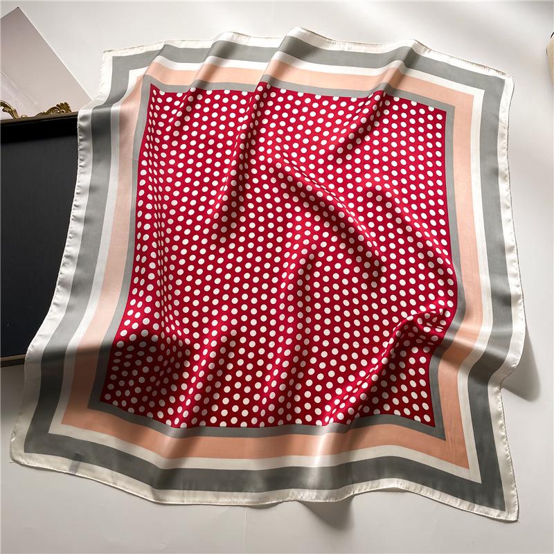 Polka Dot Square Scarf Color Matching Geometric Silk Scarf Imitation Silk Women's Square Scarf 71x71cm Headscarf Shawl Travel Scarf