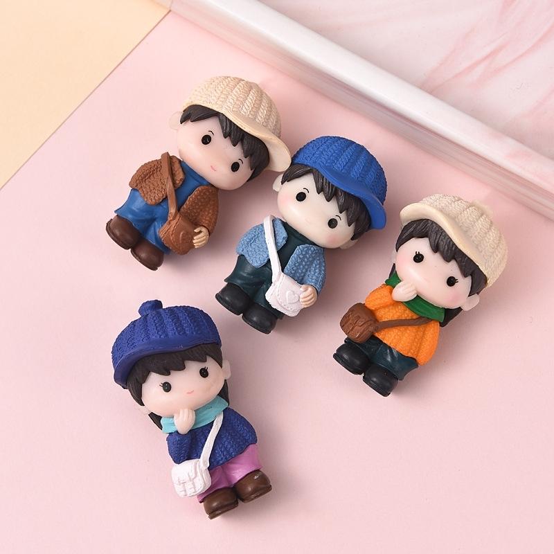 4 PCS Cartoon Shoulder Bag Couple Doll Creative Bedroom Desktop DIY Ornament Boy Girl Doll Miniature Doll Valentine's Day Gift