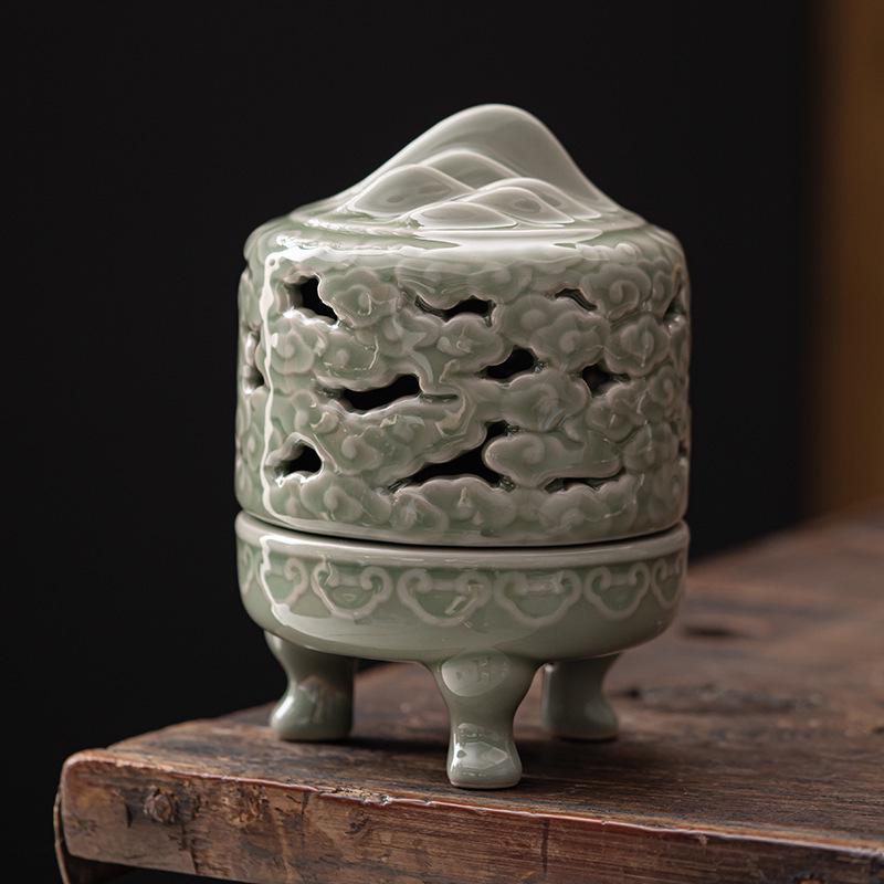 Blue Porcelain Suanni Beast Coil Incense Burner with Lid