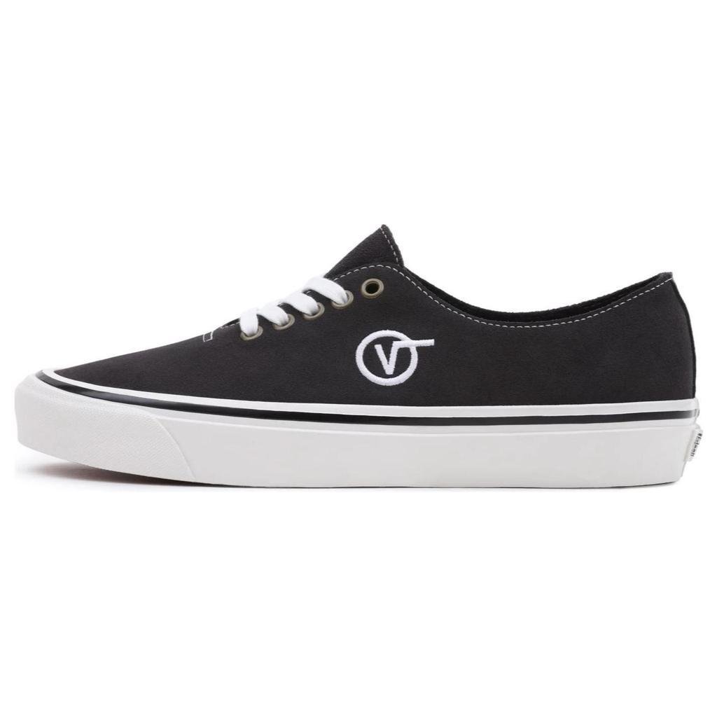 New Authentic One Piece X Vans 'Black White' VN0005UCBLA