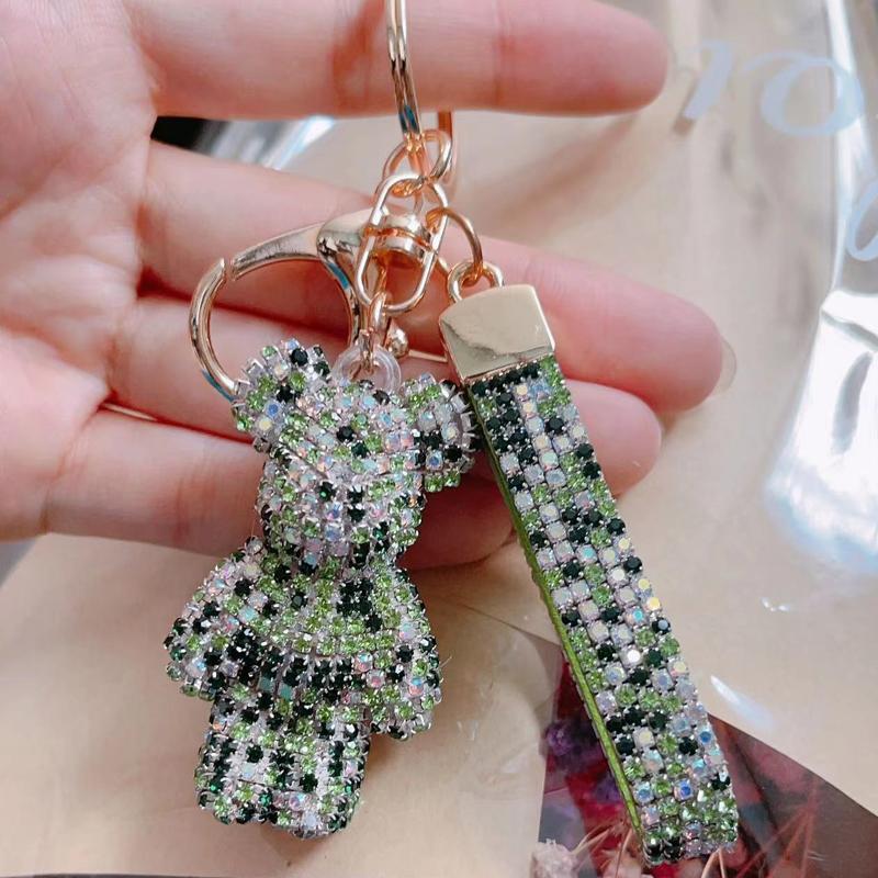 Creative Diamond bear Car Keychain hand-made luxury keychain rhinestone keychain Bag Pendant Doll girl gift pendant