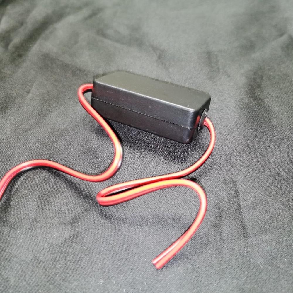 12V DC Stromrelais Kondensator Filter Anschluss Gleichrichter für Auto Rückspiegel Rückfahrkamera Gleichrichter Auto Auto Kamera Filter