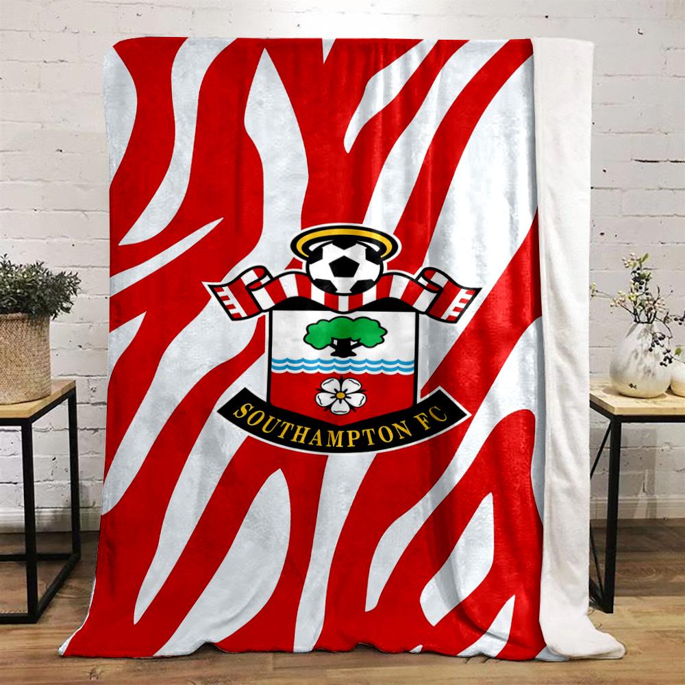 Southampton FC Crest Printed Flannel Blanket for Bedroom, Living Room, Sofa, and Nap
