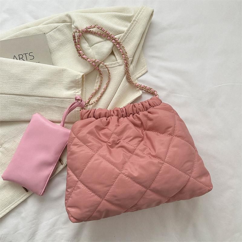 

Stylish Casual Women s Tote Bag With Vintage Design And Magnetic Closure For Everyday Style
