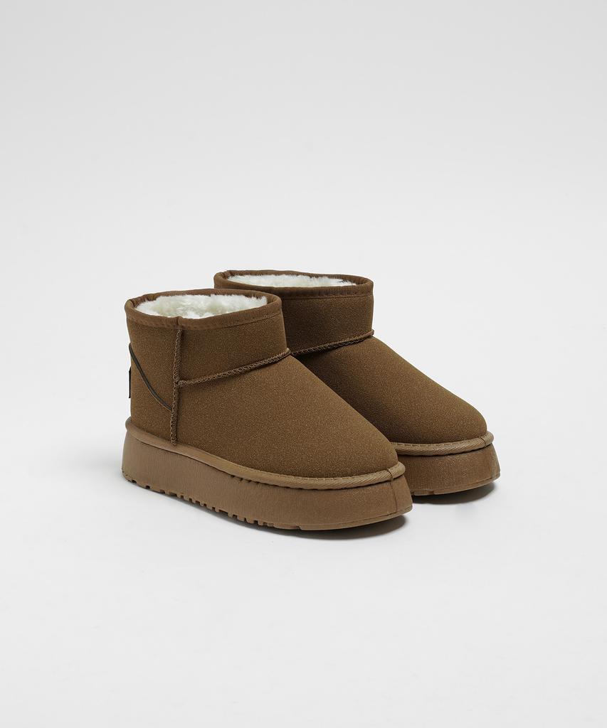 Chaakan Arik Fur-Lined Short Ugg Boots Wtsdr4F859
