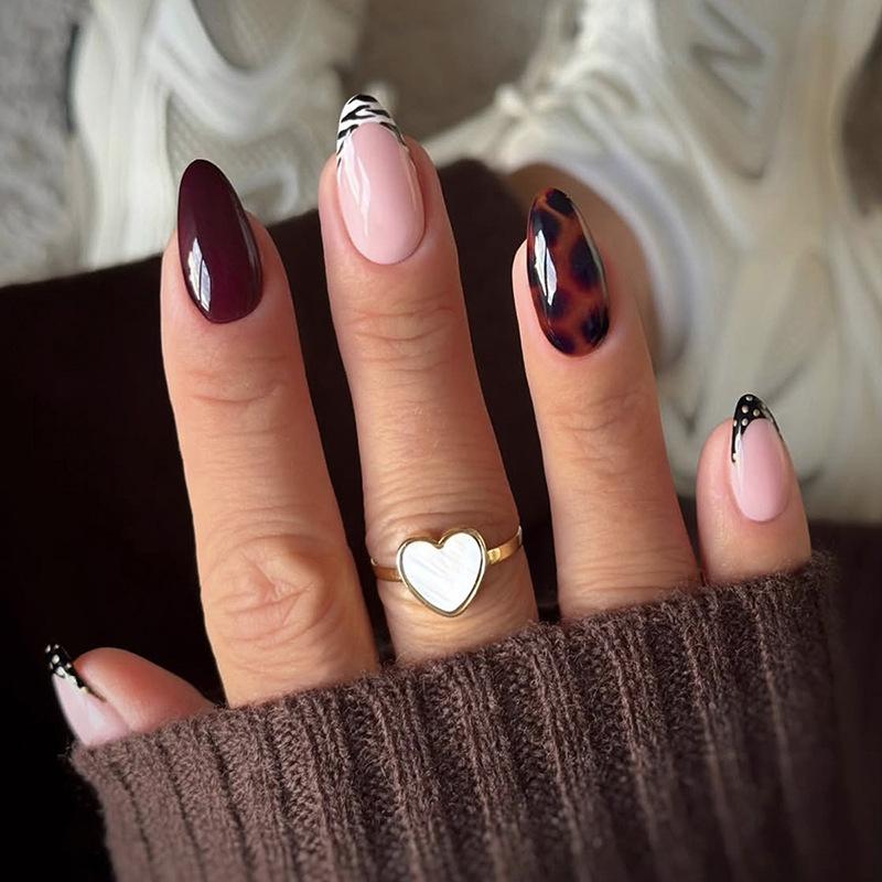 24 Stück Rosa Press-on-Nägel Kunst Leopardenmuster Französisch Lang Mandel Form Falsche Nagelspitzen Fertig Tragbar Schleife Kirsche Design Falschnagel Set