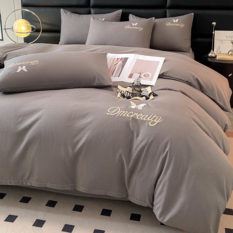Light Luxury Polished Bedding Four-piece Set Thickened Solid Color Bed Sheet Quilt Cover Pillowcase
