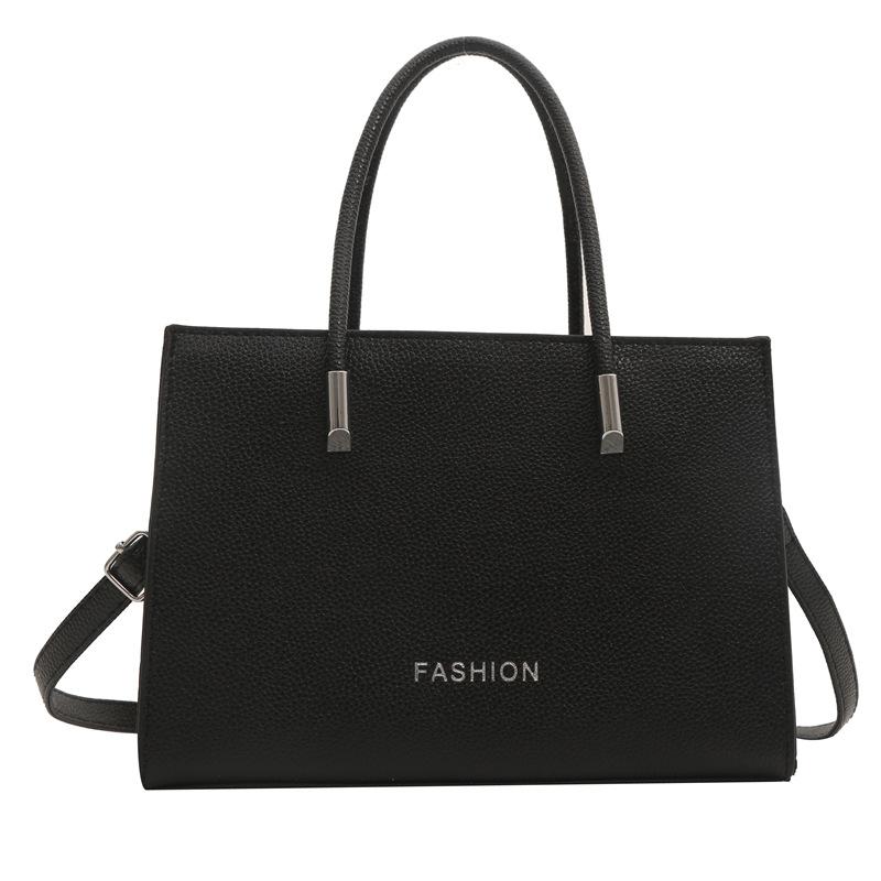 Фактурная портативная маленькая квадратная сумка женская весна 2024 года новая модная — фото 6