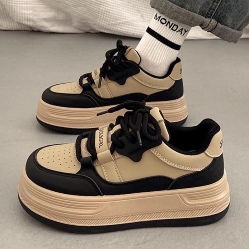 Fashion 2025 New Layered Hong Kong Style Platform Sneakers for Women Chunky Sole Height Increasing Casual Sports Shoes, Unique Retro