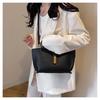 Stylish Women's 2025 Single-Shoulder Cross-Body Fashion Handbag for White-Collar Professionals