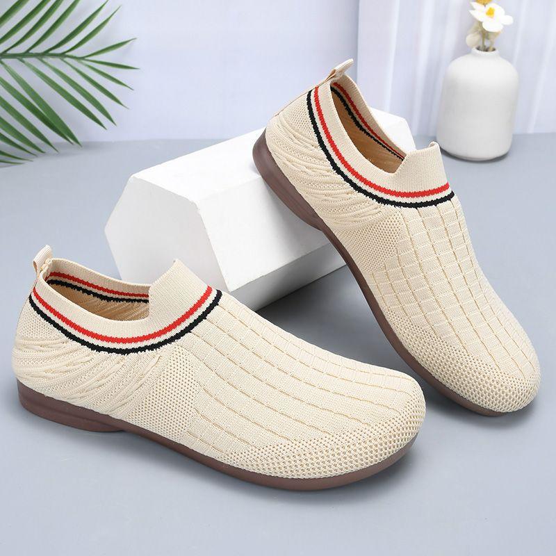 Old Beijing cloth shoes women's summer breathable fly-woven shoes one pedal shallow mouth single shoes soft sole non-slip middle-aged and elderly