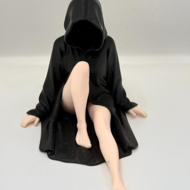 3D Mysterious Halloween Statue Gothic Black Robe Queen Figure Bookshelf Sculpture Spooky Sitting Statues Desktop Ornaments Gifts