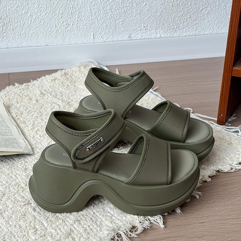 

Римские пляжные сандалии женские 2025 новые летние повседневные отпускные эластичные тканевые сандалии на платформе-маффине студенческие спортивные сандалии 40 армия зеленый