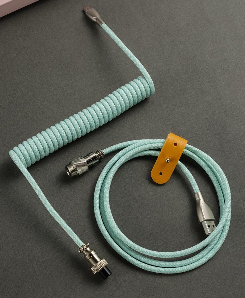 

Механическая клавиатура 8K Magnetic Axis с авиационным разъемом и настраиваемым спиральным пружинным кабелем USB Type-C в оплетке Tiffany Green. Macaron Airline Plug