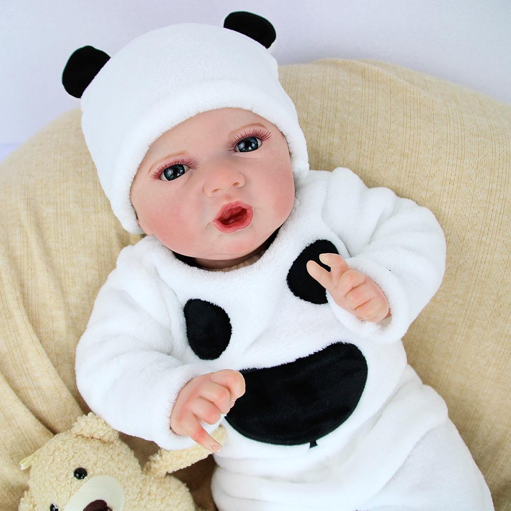 

55cm Realistic Vinyl Baby Doll with Hand-Painted Veins