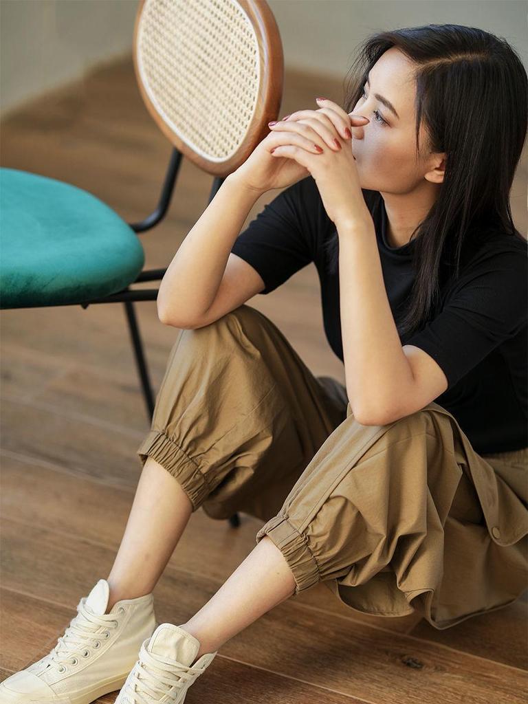 Women's Korean Style Cargo Harem Pants: Loose Fit, Elastic Waist, Plus Size, Ankle Banded, for Summer & Autumn.