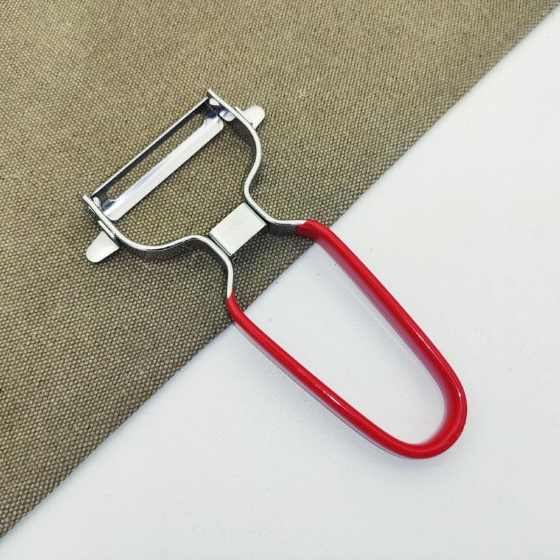 Stainless Steel Carrot and Vegetable Peeler with Dipped Plastic Handle