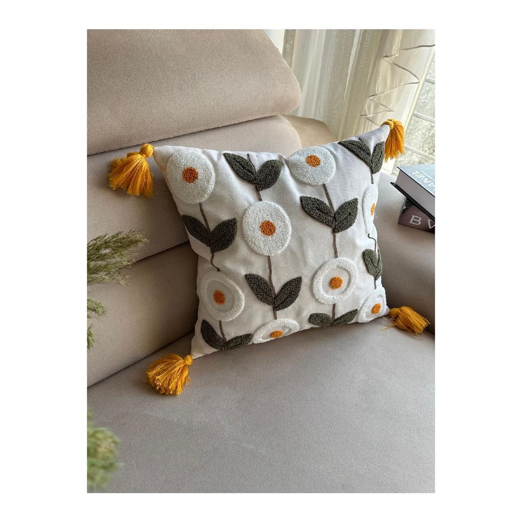 Bugi Home Collection – Kissenbezug mit Punschstickerei