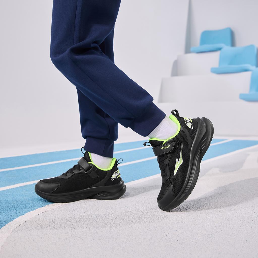 Hongxing Erke Kids Mingou 2 Fashion Fitness Test Low-Top Running Shoes Kids sneaker Black Fluorescent-Green Bright-Silver 65124303070-011
