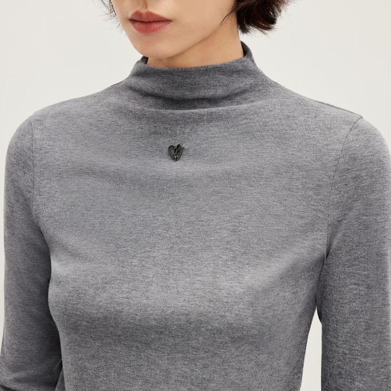 VEROMODA Women's Metal Heart Mock Neck Long Sleeve Top