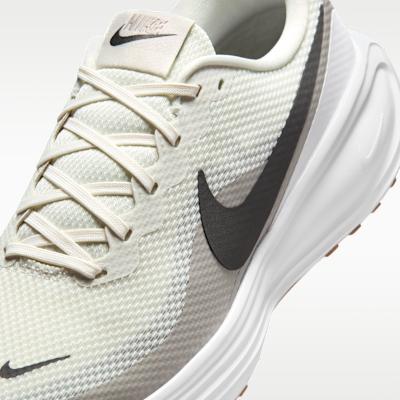 Men's Sneakers Nike Revolution 8 Phantom College Grey Gum Phantom/College Grey/Gum Medium Brown/Medium Ash