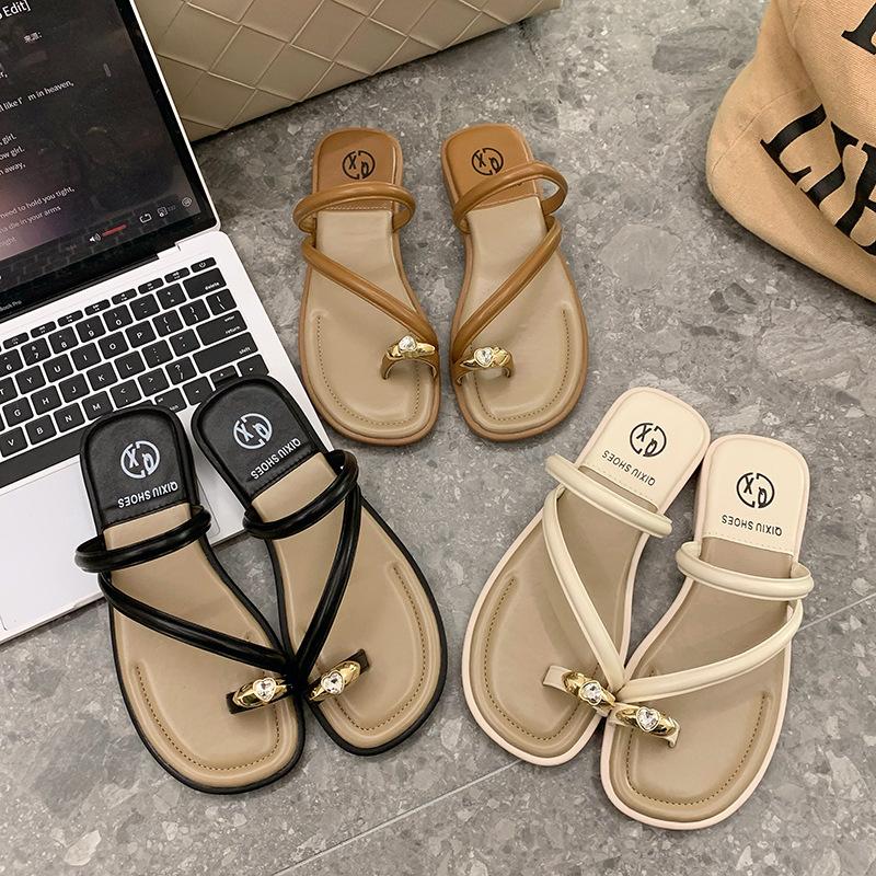 Vielseitiges Zehen-French Cool-Slipper-Damen-Sommerschuh-Set 2025 neue Mode Temperament Feenstil Slipper