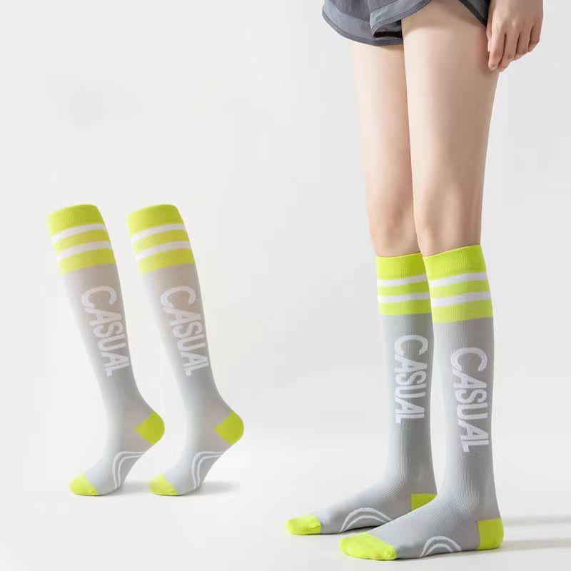 

Women Compression Socks Professional Running Socks Women Skipping Rope Fitness Cycling Climbing Thin Leg Stockings Sports Socks серый