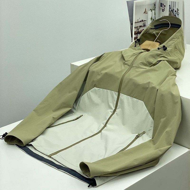 Alternative to Hiking! Outdoor Waterproof Breathable Hooded Jacket for Men, Spring and Autumn, with Color-Blocking Fashion Design, Lightweight Coat
