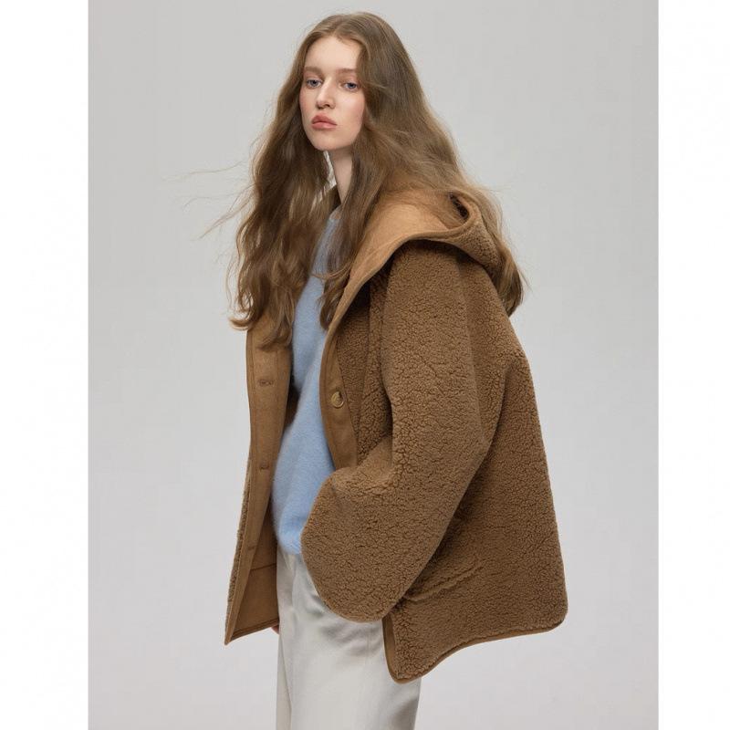 2025 Fall/Winter Women's Hooded Lambswool Fur Coat - Thickened Texture & Button-Up Design