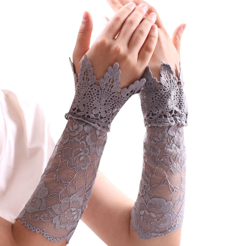Women's Summer Lace Wrist Covers with Hollow-Out Sleeves for Tattoos and Scars