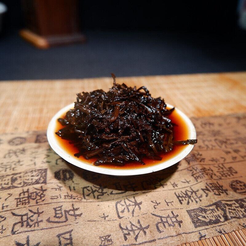 Puerh Zralý čajový dort Starý zlatý jehlový 357g Čajový dort Pu-er