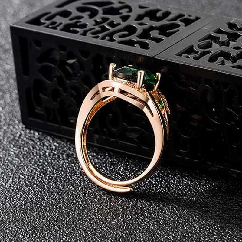 Sace Gems Pierścionek ze stopu miedzi z zieloną cyrkonią. Damski prezent ślubny