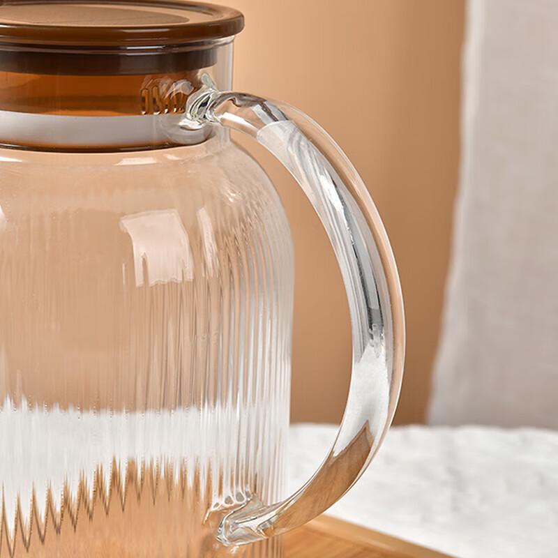 Glass Water Pitcher & 4-Cup Set