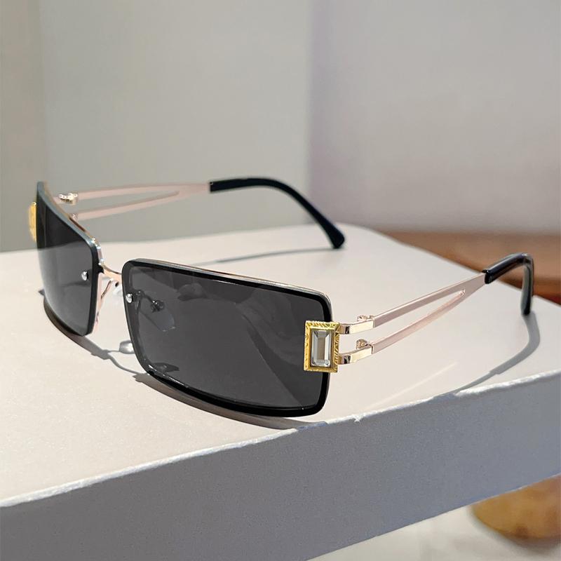 Fashion Rectangle Metal Shades Stylish Brand Design Women's Sunglasses Trendy Gradient Punk Sun Glasses with Anti UV
