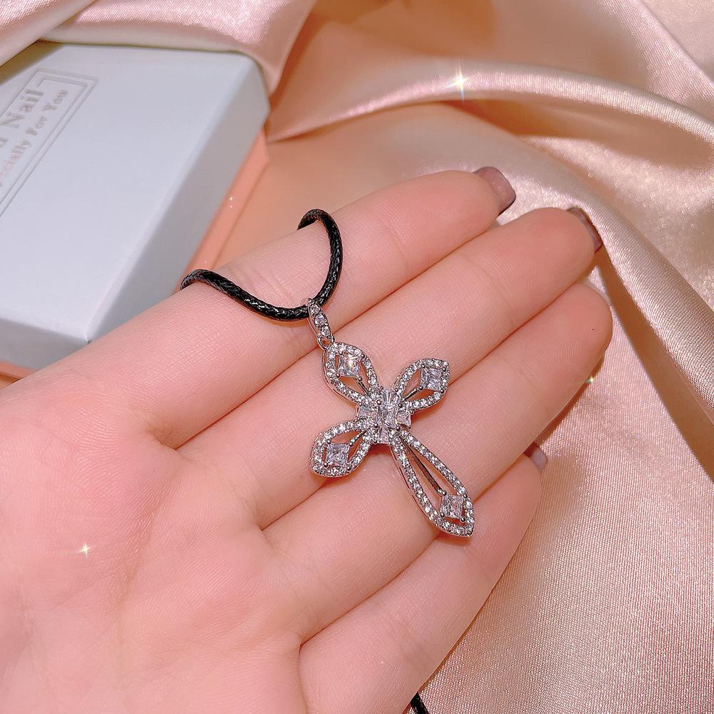 High Quality AAA Grade White Zircon Cross Necklace Men/Women Necklace Platinum Plated Party Wedding Jewelry Couple Gift Luxury Birthday Party Jewelry