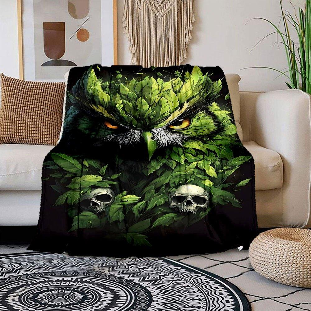 

Green Leafy Owl with Skulls Wall Art Print Blanket Flannel Throw Blanket for Sofa, Bed, Travel, Camping, Office, Couch, Chair, And Bed Gift 150x180cm
