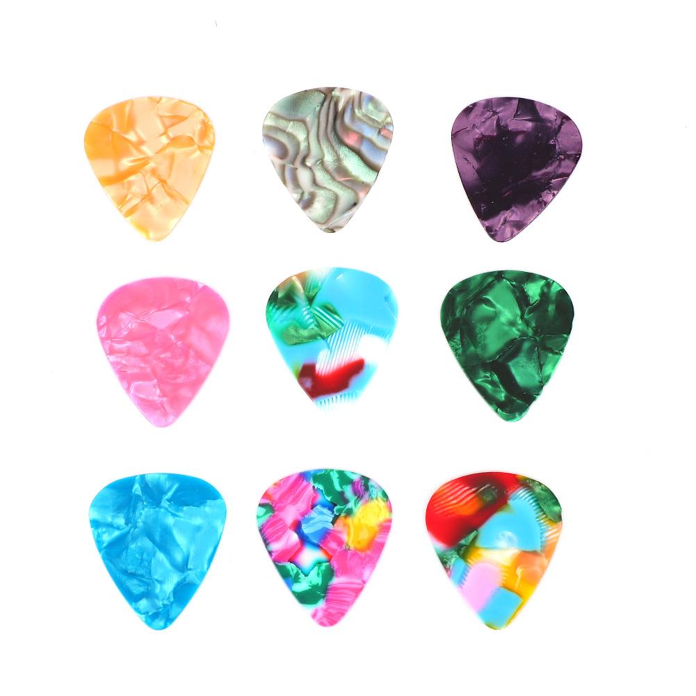 50 Stücke Celluloid Gitarre Picks Plektren 0,7mm Musical Instrumente Zubehör(0,7 mm)
