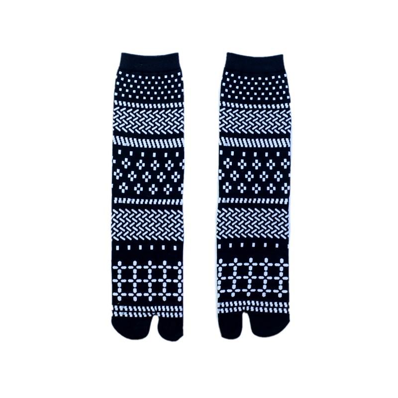 Trendy Japanese Multi-Color Jacquard Floral Tabi Socks - Cute Split-Toe Mid-Calf Design