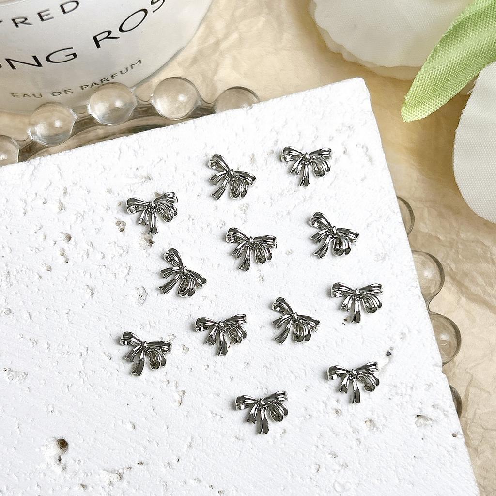 Acessórios para Nail Art Liga Mini Laço Fita Dourada Liga K Branca Decoração de Unha Simples Gravata Borboleta 3D