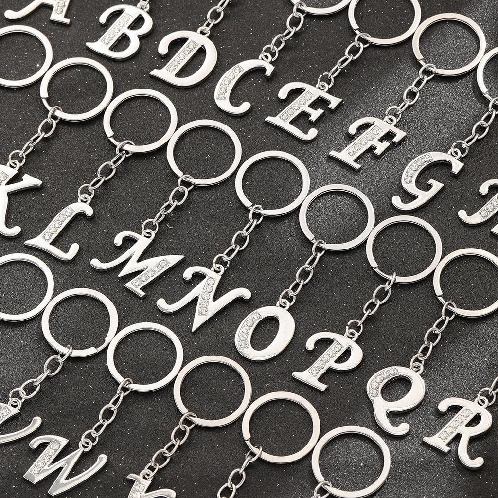 Creative Rhinestone Initials Metal Keychain – Korean Style Car Keyring Party Gift.