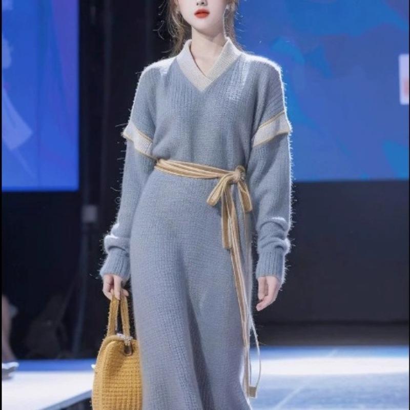 Super Good-looking High-end Exquisite Knitted Sweater Dress Women's Early Autumn New Models