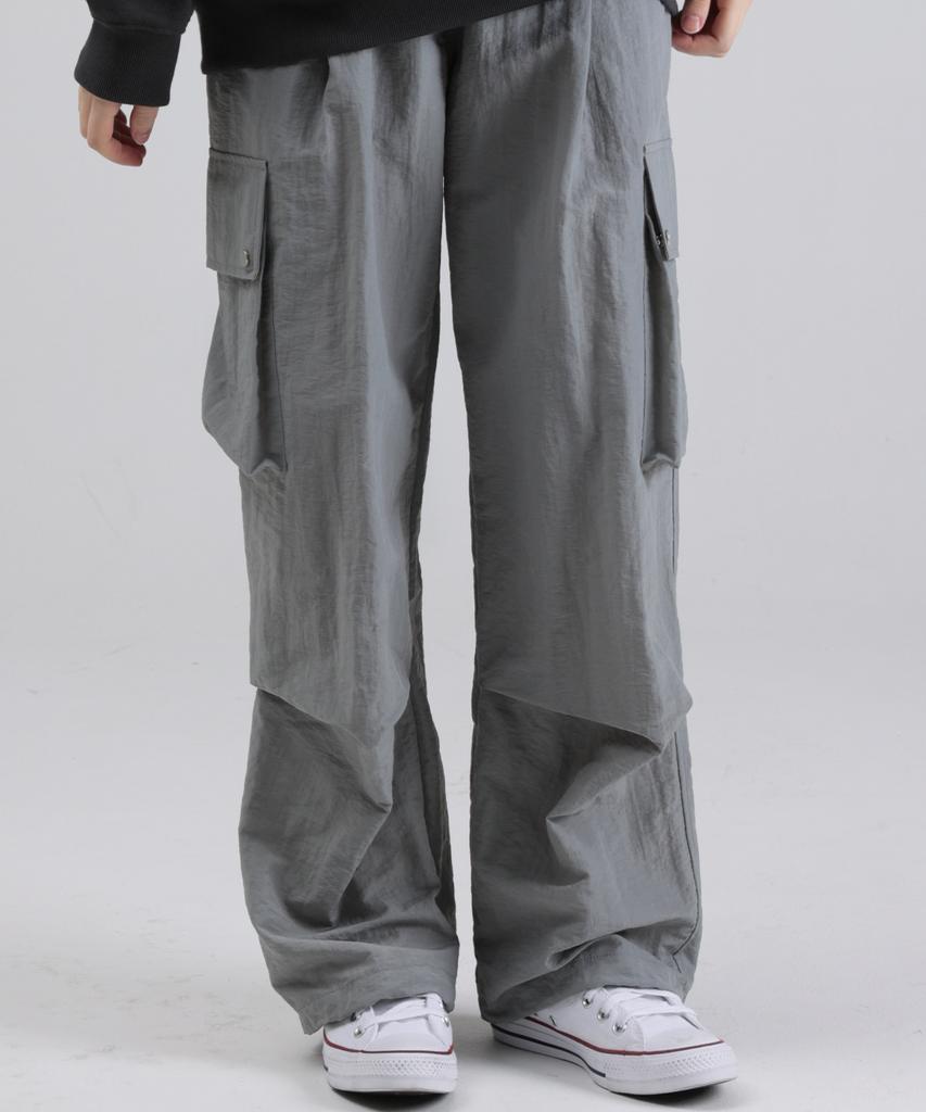 WHEN YOU MOVE Parachute Nylon Cargo Pants A Grey
