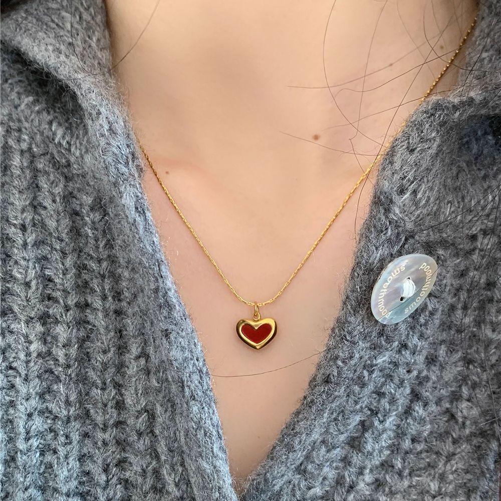 Red heart-shaped titanium steel necklace, small red heart pendant, sweet, peach heart collarbone chain, earrings, bracelet