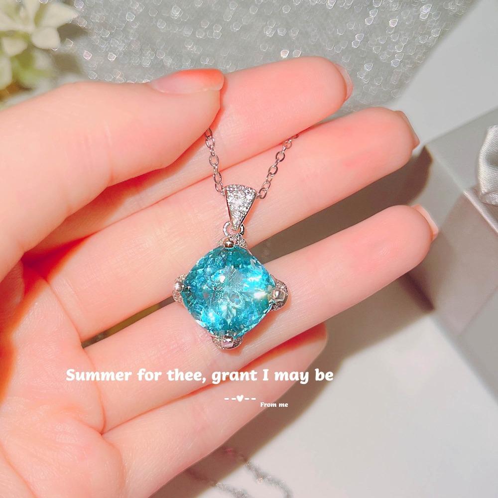 Faux Natural Aquamarine Necklace 15ct Emerald Cut Simulated Topaz Pendant Jewelry