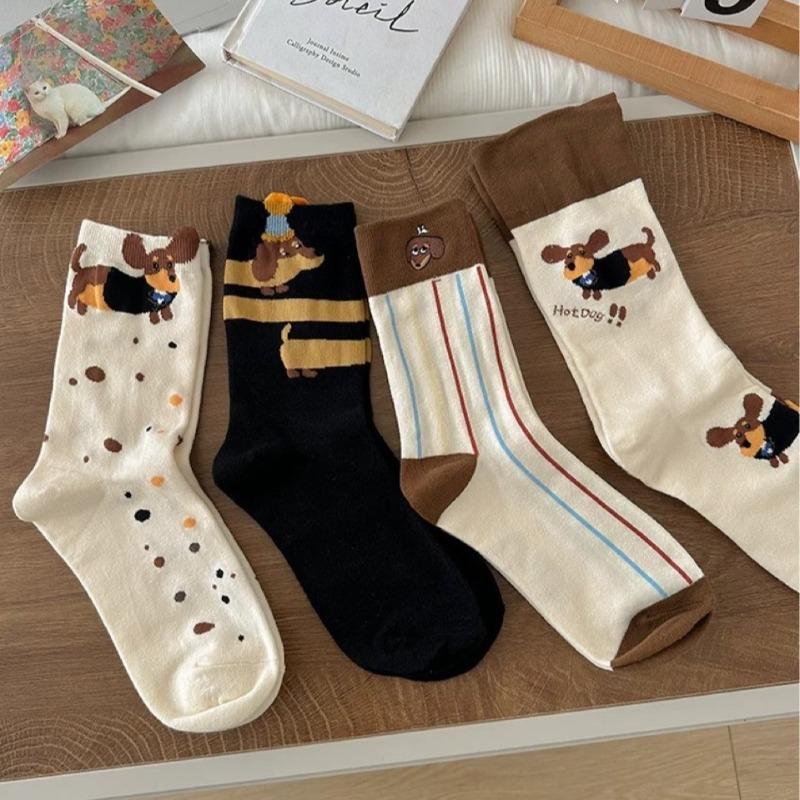 Autumn and Winter Versatile Three-dimensional Cartoon Socks for Women, Pure Cotton Colorful Dot Striped Fringed Dachshund Mid-calf Socks in Trend