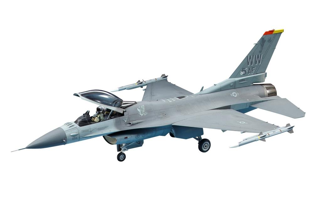 Tamiya Warbird Collection 86 Air Force Lockheed Martin Block 50 Fighting Falcon Plastic Model Kit 60786 1/72 No. U.S. F-16CJ